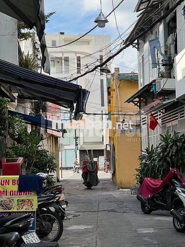 NHÀ 2 TẦNG - HẺM Ô TÔ LỚN TRƯỚC NHÀ – CÁCH ĐƯỜNG PHAN ĐĂNG LƯU 80M