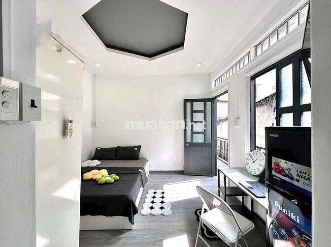 phòng cho thuê cửa sổ thoáng ngay trung tâm Quận 3 gần đại học sư phạm
