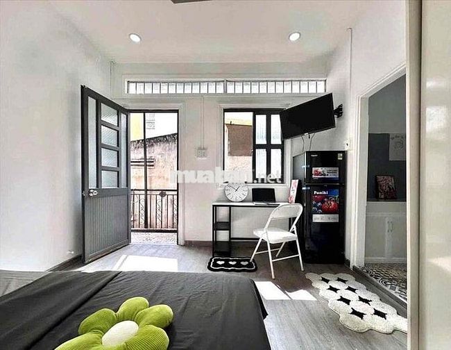 phòng cho thuê cửa sổ thoáng ngay trung tâm Quận 3 gần đại học sư phạm