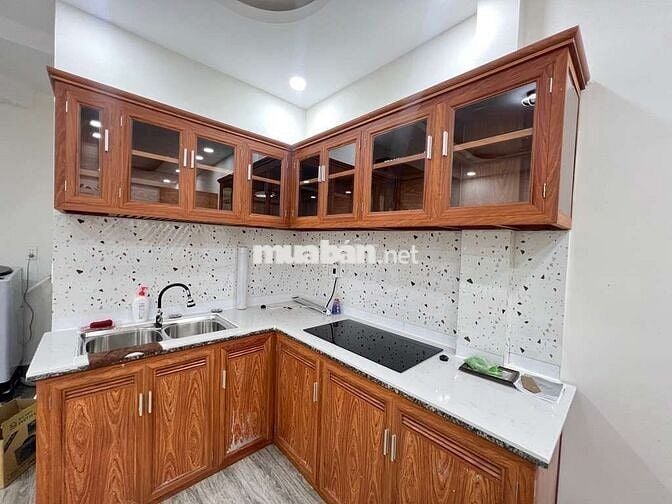 MẶT TIỀN KINH DOANH ĐỈNH LINH XUÂN.DT 64M2.GIÁ 5 TỦ xx