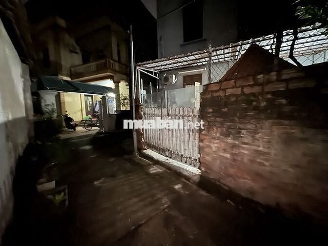 "AEON 300M"- Đất Đàm Quang Trung với dt 60m². Giá chỉ 7,2 tỷ VND.