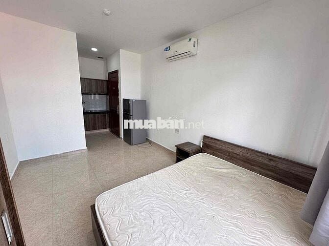 🔑🏡Cho thuê căn Stu cửa sổ, thang máy, gần chợ Bà Chiểu, trường ĐH UEF