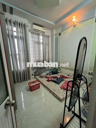 nhà 2 lầu 3pn hẻm 8m,P.thới an,TPHCM