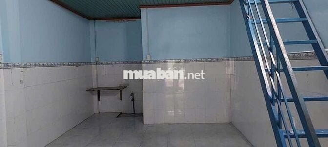 NHÀ CHO THUÊ4×8M _ PHAN VĂN HỚN   - GIÁ 4 TRIỆU 500.
