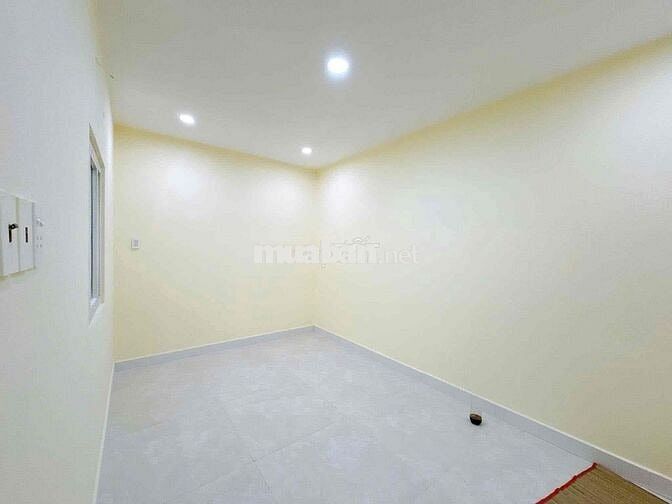 CẦN SANG LẠI HỢP ĐỒNG BIỆT THỰ MINI CÓ SÂN ĐỂ OTO THỚI TAM THÔN, HM