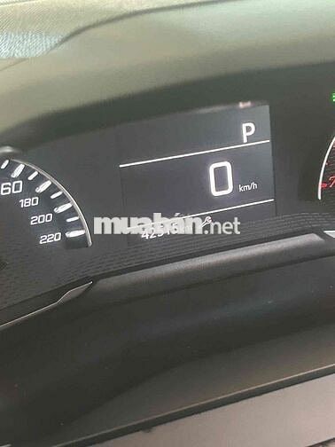 Peugeot 2008 2021 GT Line 1.2 AT - 42000 km