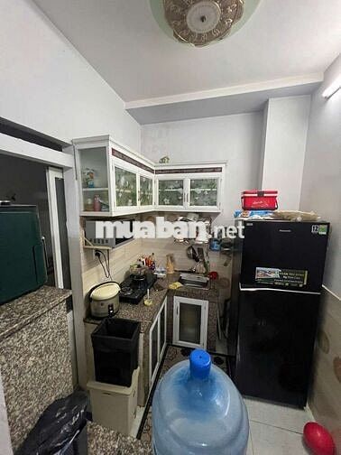 nhà 2 lầu 3pn hẻm 8m,P.thới an,TPHCM