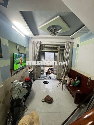 nhà 2 lầu 3pn hẻm 8m,P.thới an,TPHCM