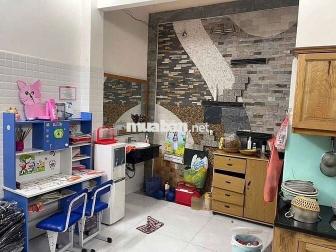 Cho thuê nguyên căn 4pn5wc sẵn máy lạnh, Lê Văn Thọ p11 Gò vấp