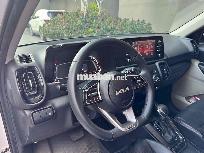 Kia Sonet 1.5 AT Deluxe 2023 cực đẹp