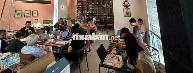 SANG QUÁN CAFE MẶT TIỀN LỚN Ở ĐƯỜNG VƯỜN LÀI,VÀO LÀ KINH DOANH LUÔN