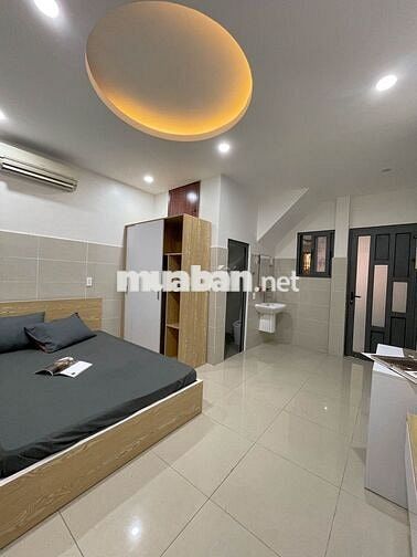Căn hộ full nội thất Nguyễn Cửu Vân, hẻm lớn, gần Q1 giá 4tr/tháng