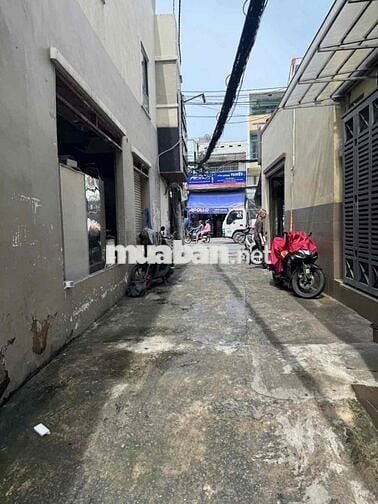 NHÀ NÁT HXH SÁT MẶT TIỀN. 6x18 NỞ HẬU 11M. XÂY 7 TẦNG. CHỈ 100Tr/M2