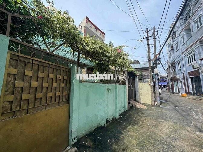 NHÀ NÁT HXH SÁT MẶT TIỀN. 6x18 NỞ HẬU 11M. XÂY 7 TẦNG. CHỈ 100Tr/M2