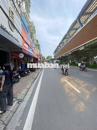 Nhà nguyên căn – 52m² x 4 tầng – 25tr/tháng – Mặt đường Láng, Đống Đa
