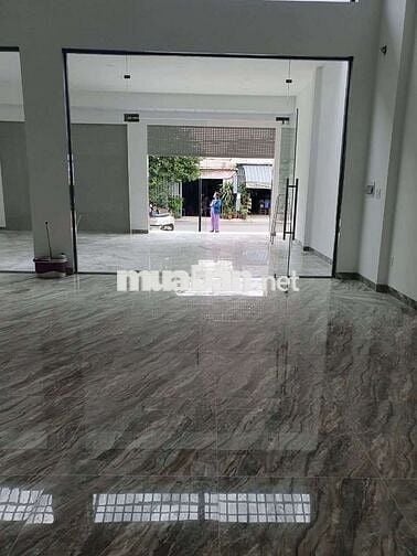 Bán nhà MT Trần Văn Mười DT 10x30m Giá 18.868 Tỷ Xã X_T_Thượng