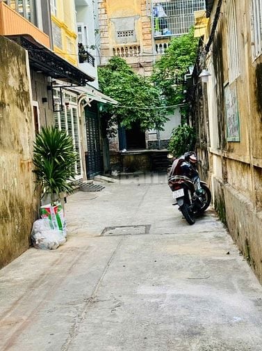 HOT HOT HOT Cơ hội sở hữu ngay toà căn hộ dịch vụ trung tâm Quận 1.