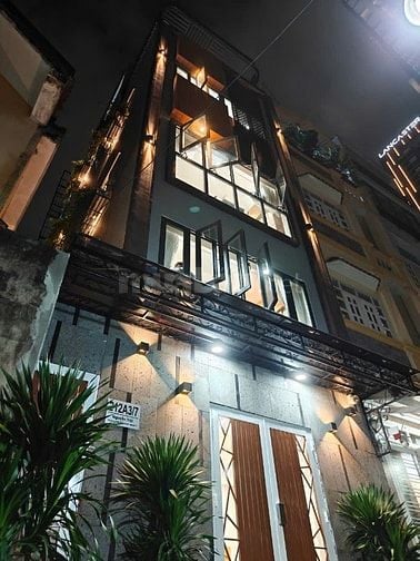 HOT HOT HOT Cơ hội sở hữu ngay toà căn hộ dịch vụ trung tâm Quận 1.