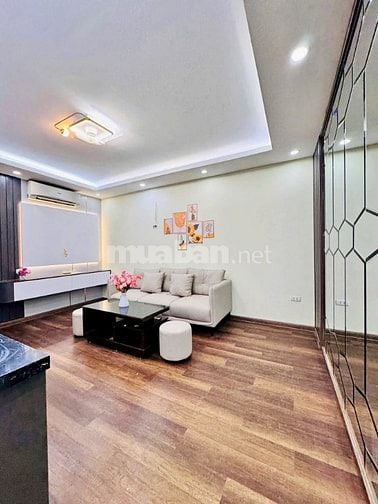 Nhà Đẹp Ô TÔ ĐỖ CỬA Hồng Mai, Hai Bà Trưng 70m, giá 3.85 tỷ.