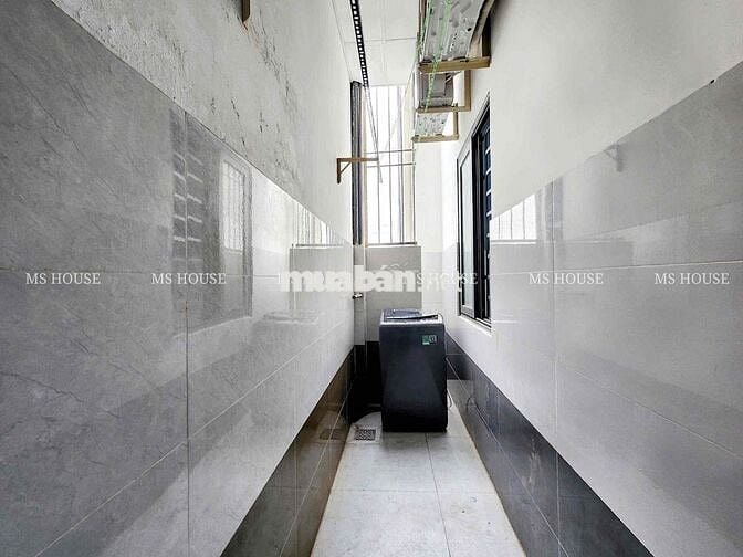 DUPLEX CỬA SỔ - MÁY GIẶT RIÊNG - NGAY HỌC VIỆN HÀNG KHÔNG - NHÀ ĐẸP