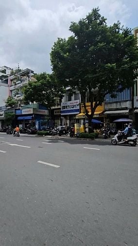 BÁN KHUÔNG ĐẤT LỚN ĐC: 611-613-615-617 ĐIỆN BIÊN PHỦ, P1, Q3, 25x100M 