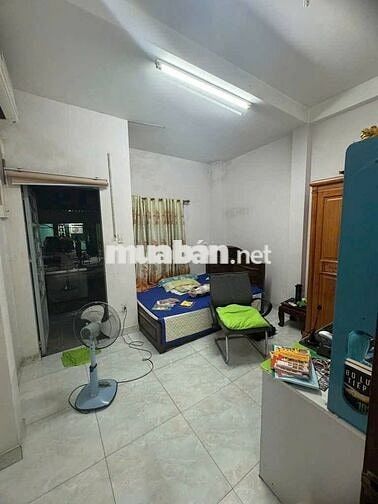 NHÀ 3 TẦNG KIÊN CỐ, (4X14)M2, HẺM THÔNG, SÁT MẶT TIỀN, 4.5 TỶ CÒN TL
