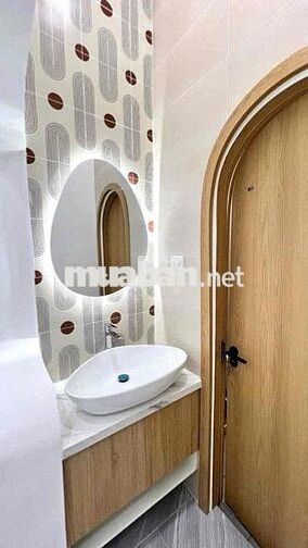 NHÀ ĐẸP MẶT TIÊNG THUẬN TIỆN KINH DOANH CẦN THƠ