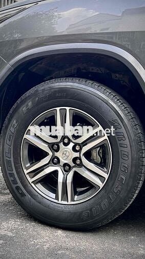 Toyota Fortuner 2017 2.7V 4x2 AT - xe rất đẹp.