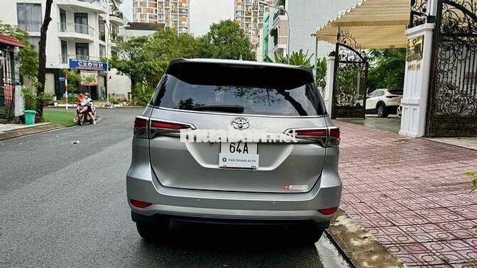 Toyota Fortuner 2018 2.4G 4x2 - nhập