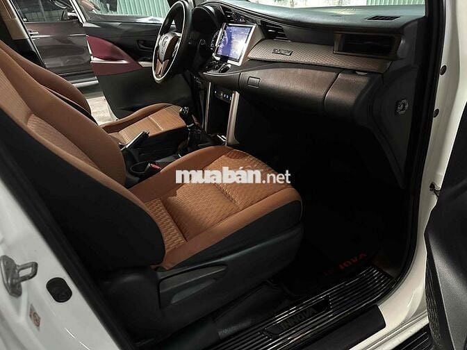 Toyota Innova 2019 2.0E - 388Tr