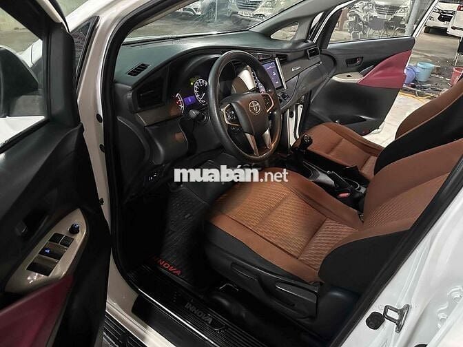 Toyota Innova 2019 2.0E - 388Tr