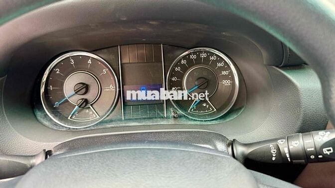 Toyota Fortuner 2018 2.4G 4x2 - nhập