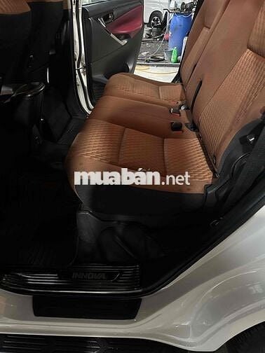 Toyota Innova 2019 2.0E - 388Tr