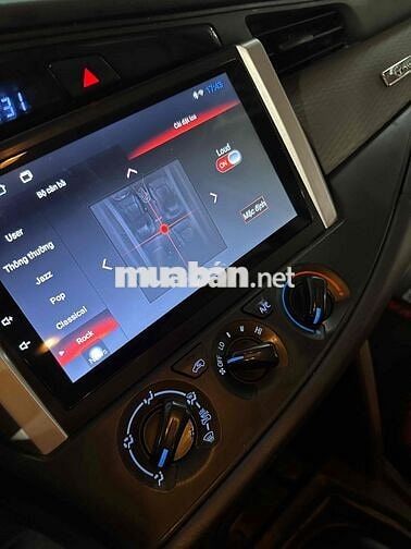 Toyota Innova 2019 2.0E - 388Tr