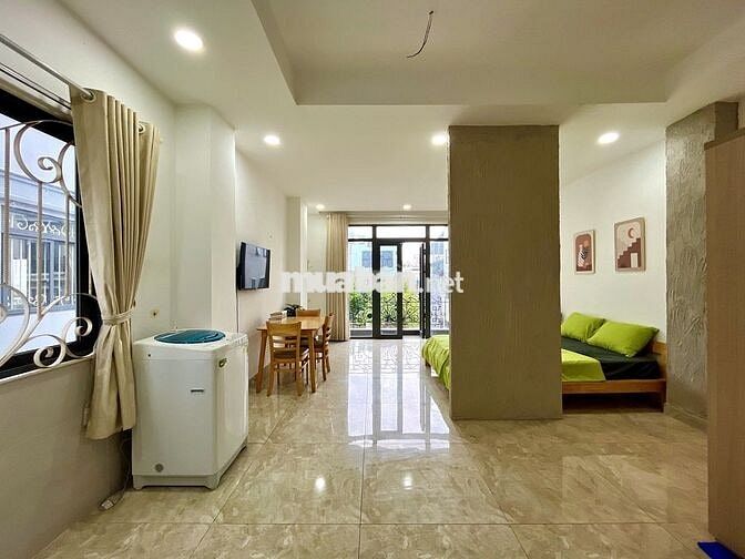 CHO THUÊ CĂN HỘ BAN CÔNG FULL NỘI THẤT NGAY TRUNG TÂM PHÚ NHUẬN