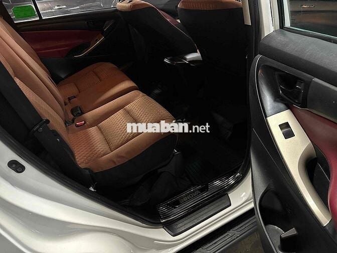 Toyota Innova 2019 2.0E - 388Tr
