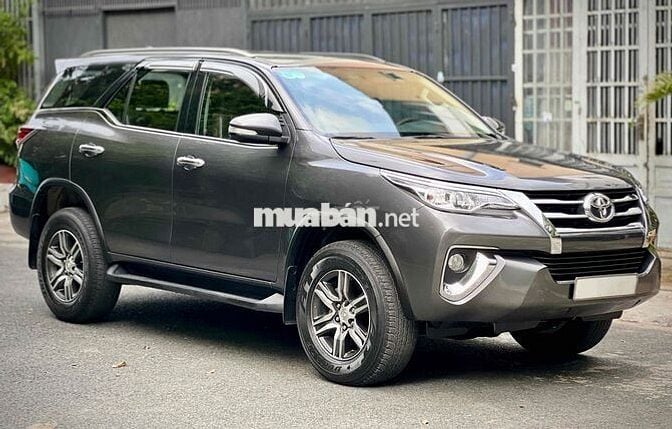 Toyota Fortuner 2017 2.7V 4x2 AT - xe rất đẹp.