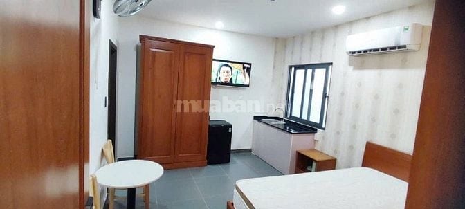 Bán tòa nhà CHDV khu vực trung tâm doanh thu 100tr/th