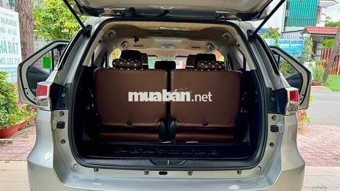 Toyota Fortuner 2018 2.4G 4x2 - nhập