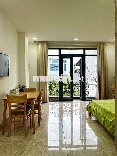 CHO THUÊ CĂN HỘ BAN CÔNG FULL NỘI THẤT NGAY TRUNG TÂM PHÚ NHUẬN