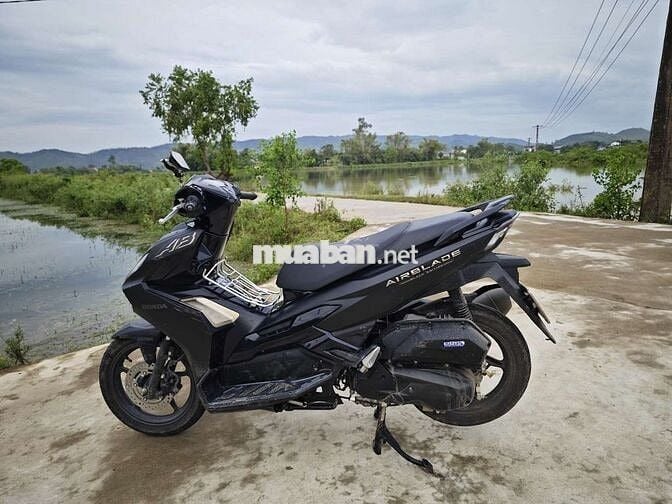 Cần bán AB 125 mới mua 7 tháng