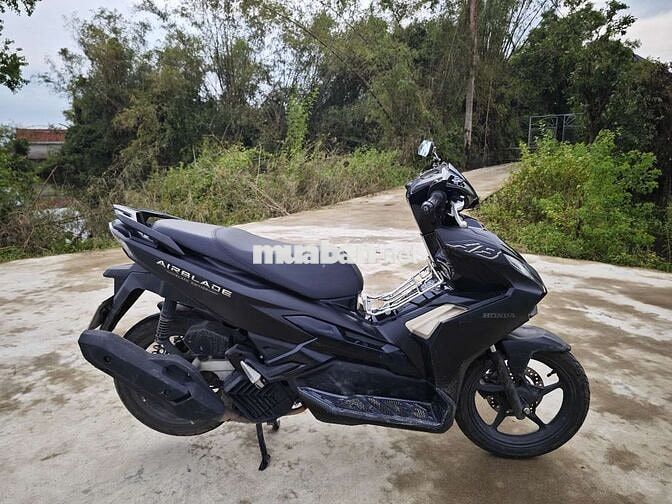 Cần bán AB 125 mới mua 7 tháng