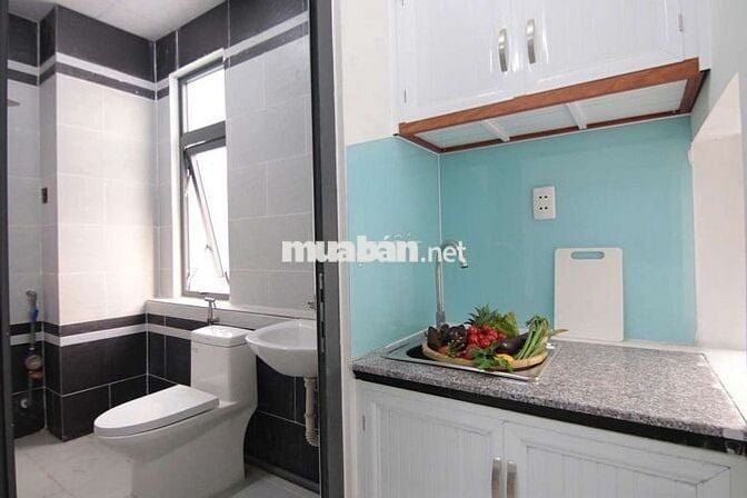 CHO THUÊ 1 PN ĐI ĐẠI HỌC VĂN LANG 5 PHÚT, GẦN CẦU BÌNH LỢI