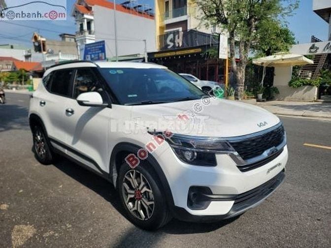 Kia Seltos Luxury 1.4 AT 2023
