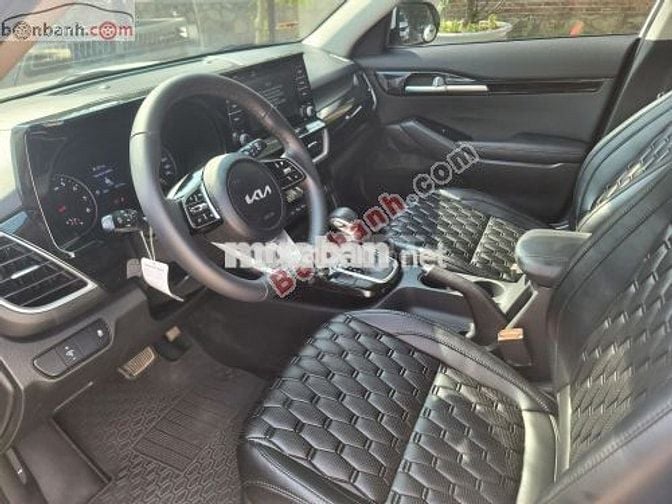 Kia Seltos Luxury 1.4 AT 2023