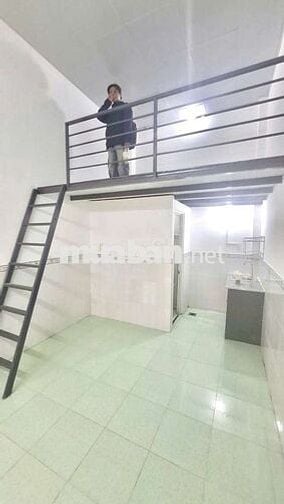 Phòng trọ sinh viên mới xây giá rẻ ngay công viên phần mềm quang trung