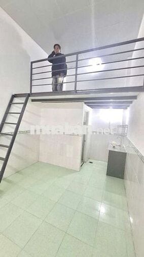 Phòng trọ sinh viên mới xây giá rẻ ngay công viên phần mềm quang trung