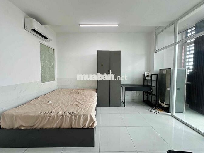 CHDV full nội thất Ngay UEH ngã 6 Nguyễn Tri Phương