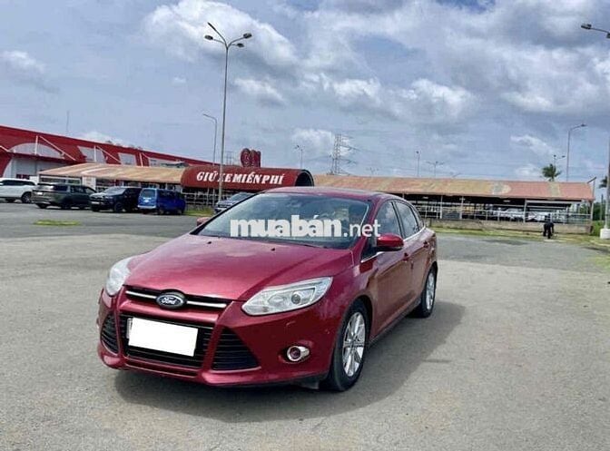 Ford Focus 2015 Titanium 2.0 AT - 100000 km