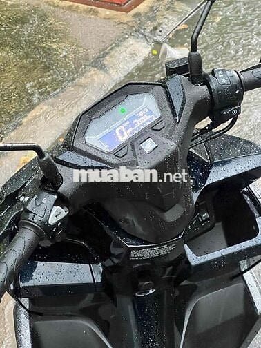 Honda Vario 160 2023 BSTP ( Odo 2000km )
